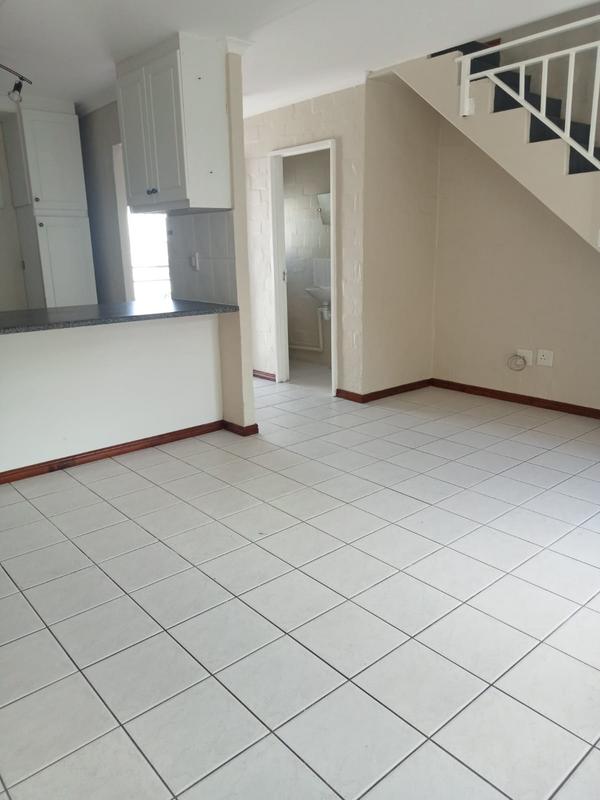 To Let 2 Bedroom Property for Rent in Parklands Western Cape